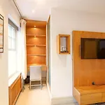 Boutique Apartment in Knightsbridge Mews