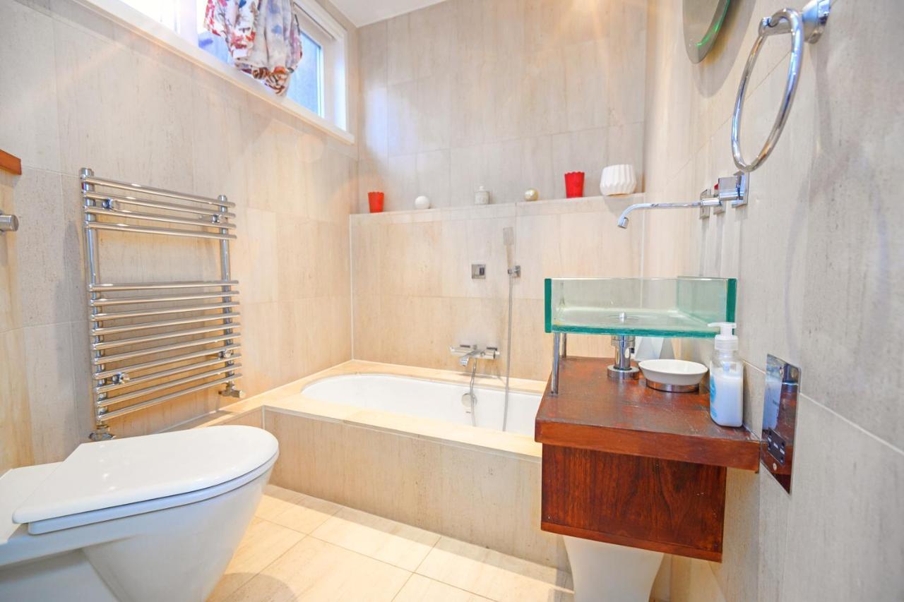 Luxury Massive Townhouse By Harrods Appartement